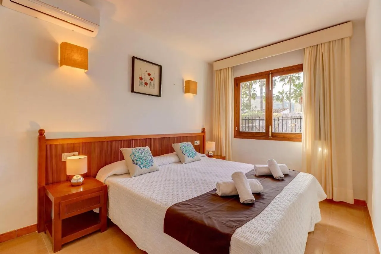 Villa Ribot II by Villa Plus Port de Alcudia  Spagna